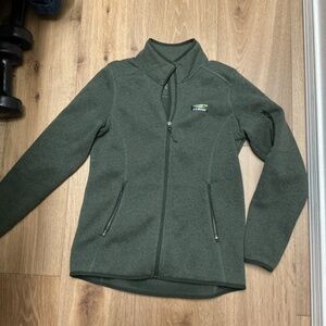 LL Bean Women’s Sweater Fleece Full-Zip Jacket in Olive XS